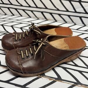 Troentorp Bastad Vintage Leather Lace Up Wooden Clogs size 38 = 8/8.5 US